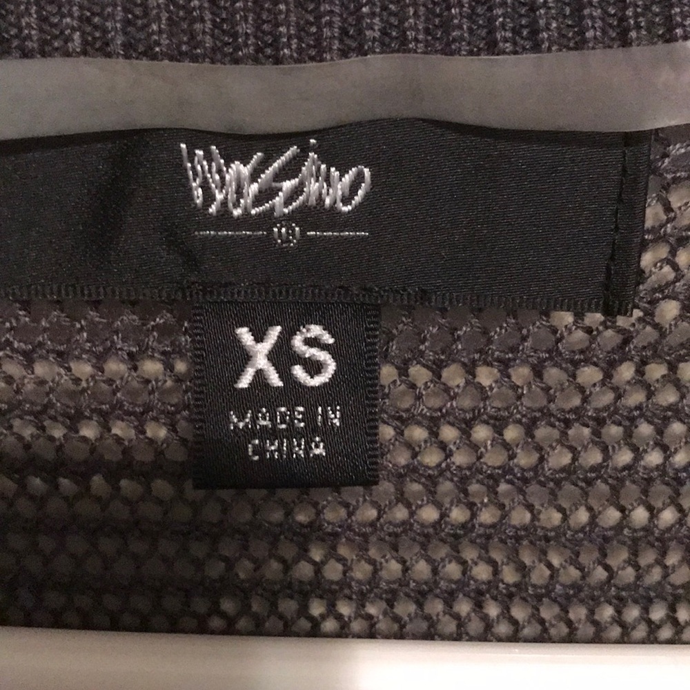 Mossimo top - Picture 3 of 3